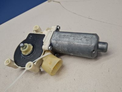 Моторчик стеклоподъёмника правый для BMW X6 E71 E72 2007-2014