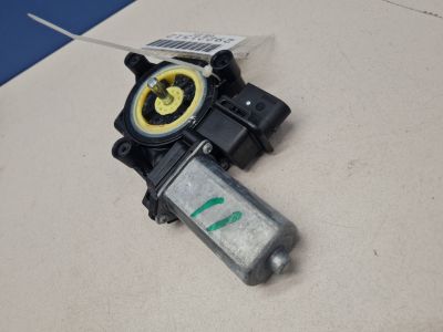 Моторчик стеклоподъёмника передний левый для BMW X1 F48 2015-2023