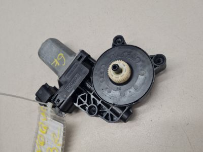 Моторчик стеклоподъёмника задний правый для Land Rover Range Rover Evoque 2011-2018