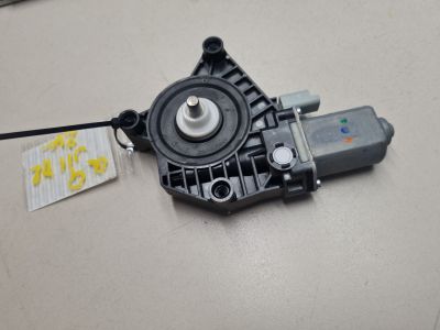 Моторчик стеклоподъёмника передний правый для Nissan Qashqai J11E 2014-