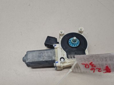 Моторчик стеклоподъёмника правый для BMW X4 F26 2014-2018