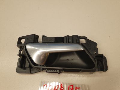 Ручка двери внутренняя правая для Peugeot 3008 P84 2016-