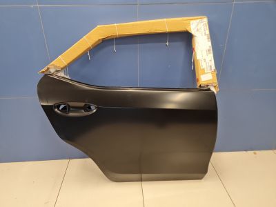 Дверь правая задняя для Toyota Corolla E18 2013-