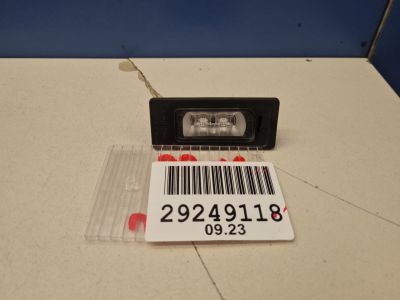 Фонарь подсветки номерного знака для Audi A4 B9 Allroad 2016-