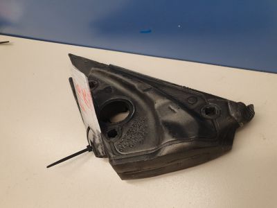 Уплотнитель зеркала левого для BMW X6 F16 2014-2020