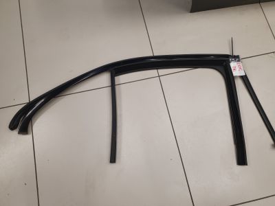 Уплотнитель стекла двери задний правый для Mercedes C-klasse W205 2014-