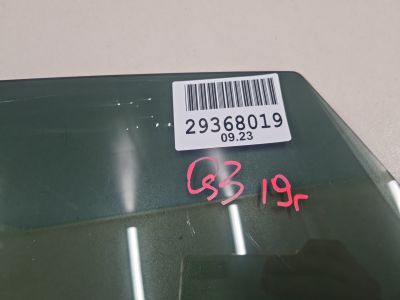 Стекло двери задней левой для Audi Q3 F3 2018-