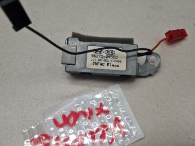 Антенна для Hyundai Veloster 2015-