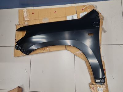 Крыло переднее левое для Toyota Land Cruiser 200 2008-