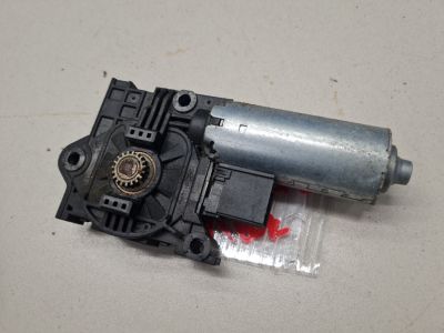 Моторчик люка для Ford Kuga 2012-2019