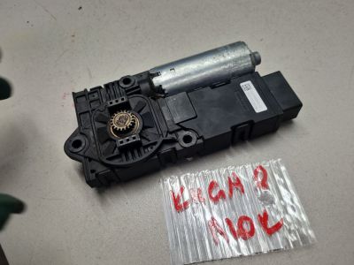 Моторчик люка для Ford Kuga 2012-2019