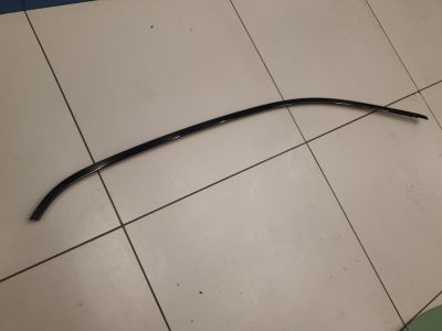 Молдинг рамки передней левой двери для Land Rover Discovery Sport 2014-