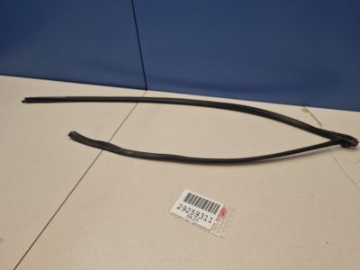 Уплотнитель стекла передней левой двери для Porsche Panamera 2010-2016