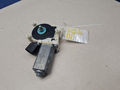 Моторчик стеклоподъёмника правый для BMW X4 F26 2014-2018