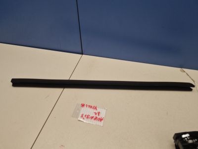 Накладка стекла задней левой двери для Toyota Avensis T27 2008-2018