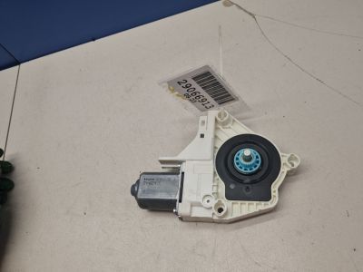 Моторчик стеклоподъёмника задний левый для Audi A4 B8 2007-2015