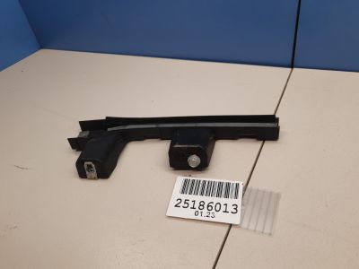 Направляющая стекла передней правой двери для Opel Astra K 2016-