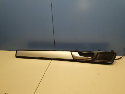 Накладка обшивки двери задней левой для Volkswagen Touareg 2010-2018