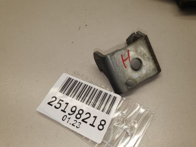 Петля двери левой нижняя для Peugeot 308 T9 2014-