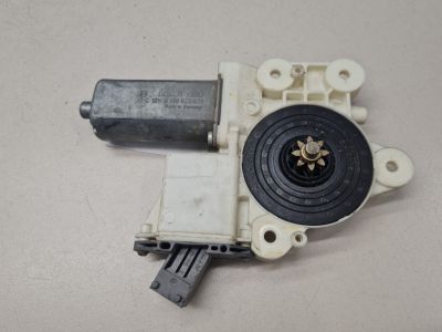 Моторчик стеклоподъёмника задний левый для Toyota Avensis T25 2003-2008