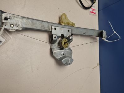 Стеклоподъемник передний правый для Renault Clio 4 2012-2019