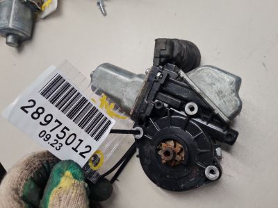 Моторчик стеклоподъёмника задний левый для Lexus GS S190 2005-2011