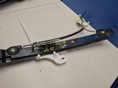 Стеклоподъемник задний правый для Seat Altea 2004-2015