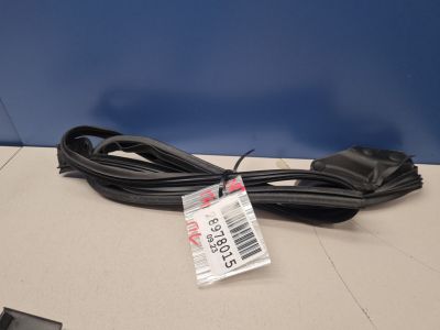 Уплотнитель двери передней левой для Jaguar XF 2015-