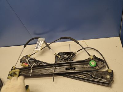 Стеклоподъемник передний правый для BMW X6 F16 2014-2020