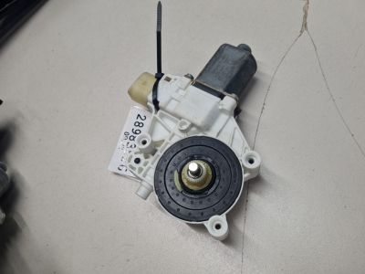 Моторчик стеклоподъёмника передний правый для BMW 3 E90 2005-2013