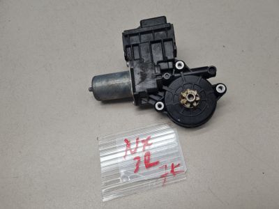 Моторчик стеклоподъёмника задний правый для Lexus NX Z10 2014-