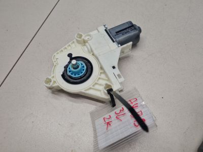 Моторчик стеклоподъёмника задний левый для Audi A4 B8 Allroad quattro 2009-2016