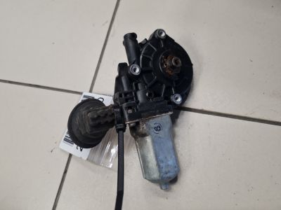 Моторчик стеклоподъёмника передний правый для Toyota Hilux 2005-2015