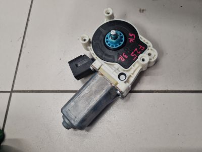 Моторчик стеклоподъёмника правый для BMW X3 F25 2010-2017