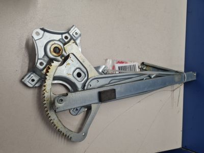 Стеклоподъемник передний левый для Toyota Auris E15 2006-2012