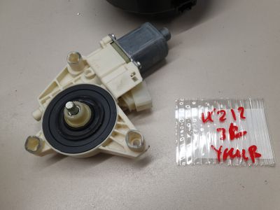 Моторчик стеклоподъёмника задний левый для Mercedes E-klasse W212 2009-2016