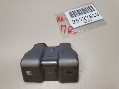 Кронштейн двери передней правой для Mitsubishi Outlander CW XL 2006-2012