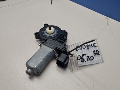 Моторчик стеклоподъёмника задний правый для Land Rover Range Rover Evoque 2011-2018