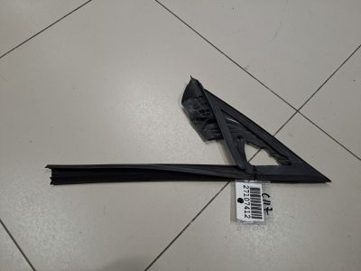 Направляющая стекла передней левой двери для Mercedes CLA-klasse C117 2013-2019