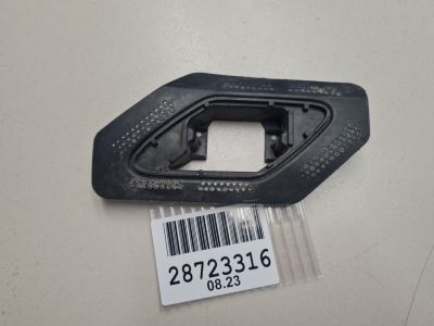 Кронштейн форсунки омывателя фары левый для Porsche Cayenne 958 2010-2018