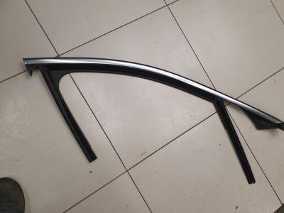 Уплотнитель стекла передней правой двери для Mercedes C-klasse W205 2014-