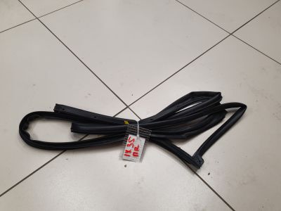 Уплотнитель двери передней правой для Hyundai ix35 Tucson LM 2010-2015