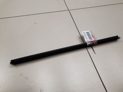 Накладка стекла задней правой двери для Suzuki Vitara 2015-