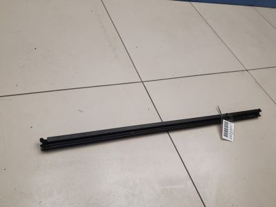 Накладка стекла передней правой двери для Volkswagen Passat B7 2011-2015