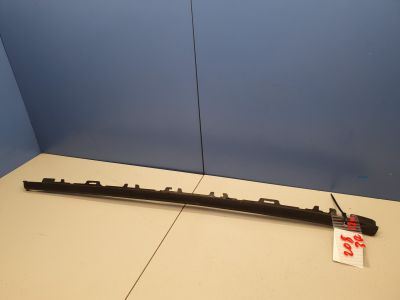 Накладка стекла задней правой двери для Peugeot 208 2012-2019