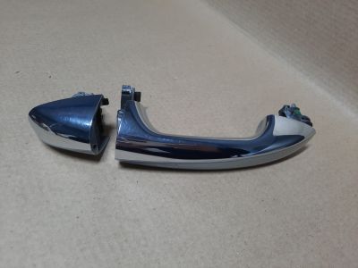 Ручка двери нaружная правая передняя для Mercedes C-klasse W204 2007-2015