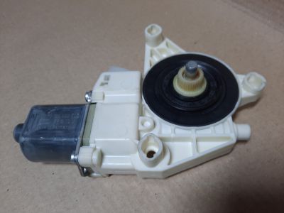 Моторчик стеклоподъёмника задний левый для Mercedes GLK-klasse X204 2008-2015