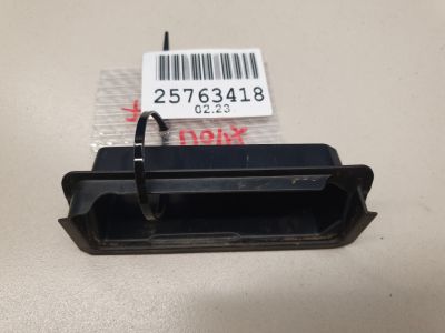 Кронштейн кнопки открывания багажника для Land Rover Discovery Sport 2014-