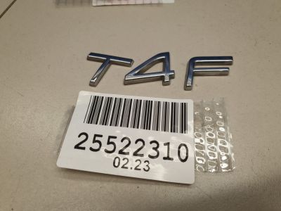 Эмблема двери багажника для Volvo V60 (V60 Cross Country) 2010-2018