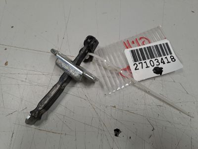 Ограничитель двери задней левой для KIA Ceed 2012-2018